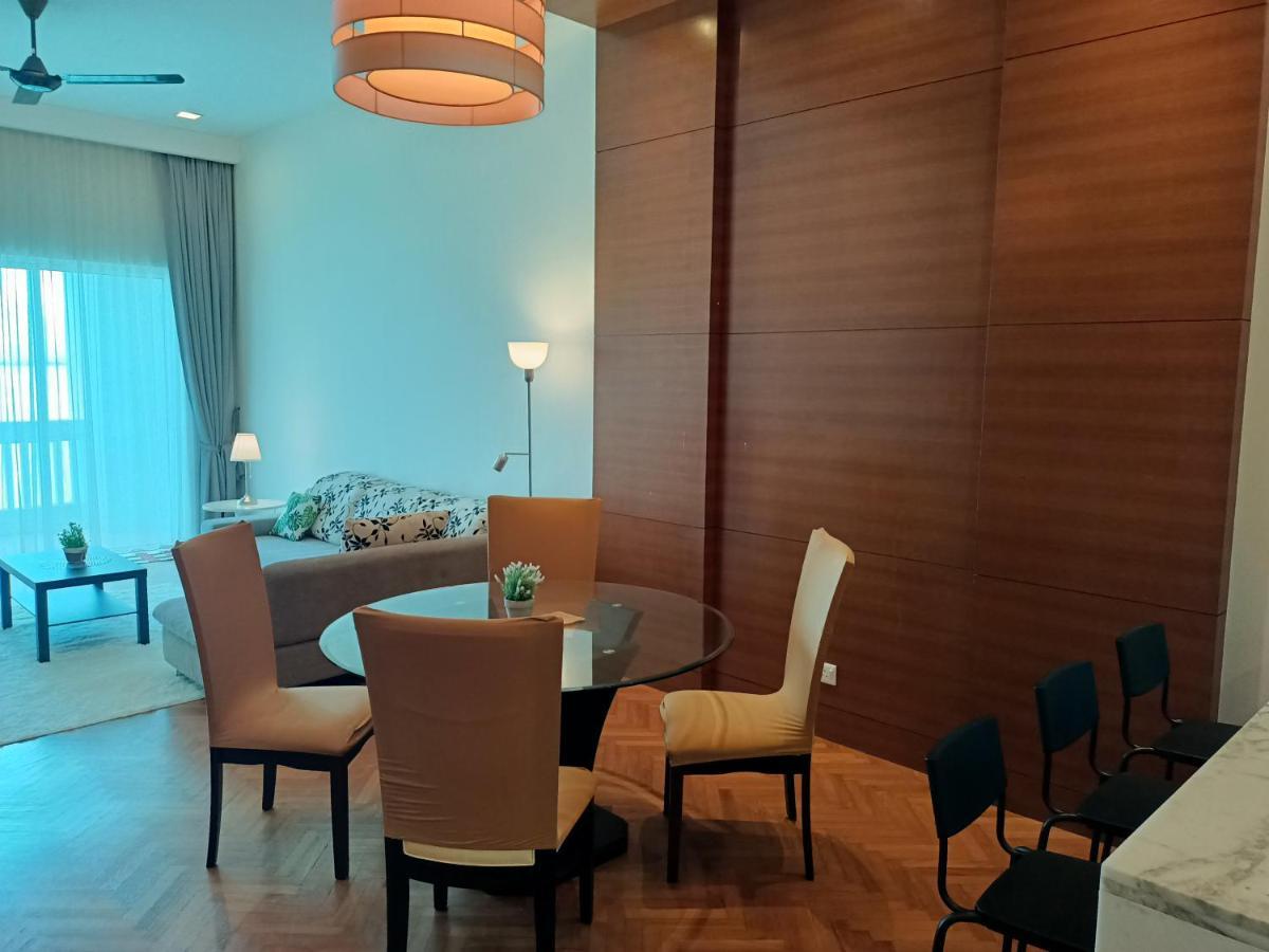 Straits Quay Marina Suites Penang By Aurorahomes Bagan Jermal Buitenkant foto