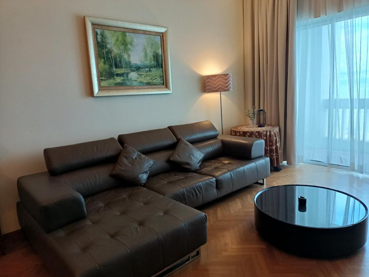 Straits Quay Marina Suites Penang By Aurorahomes Bagan Jermal Buitenkant foto