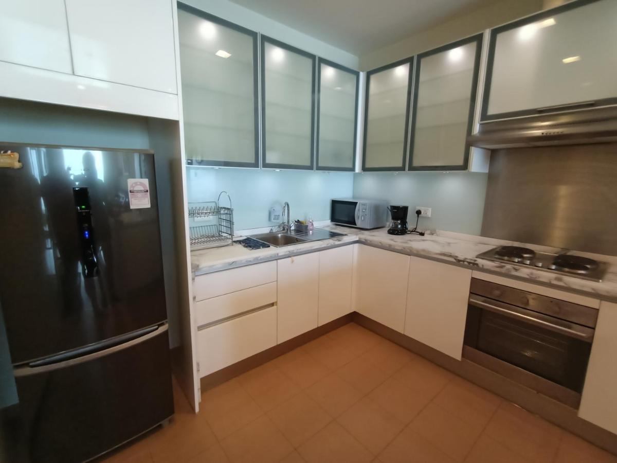 Straits Quay Marina Suites Penang By Aurorahomes Bagan Jermal Buitenkant foto