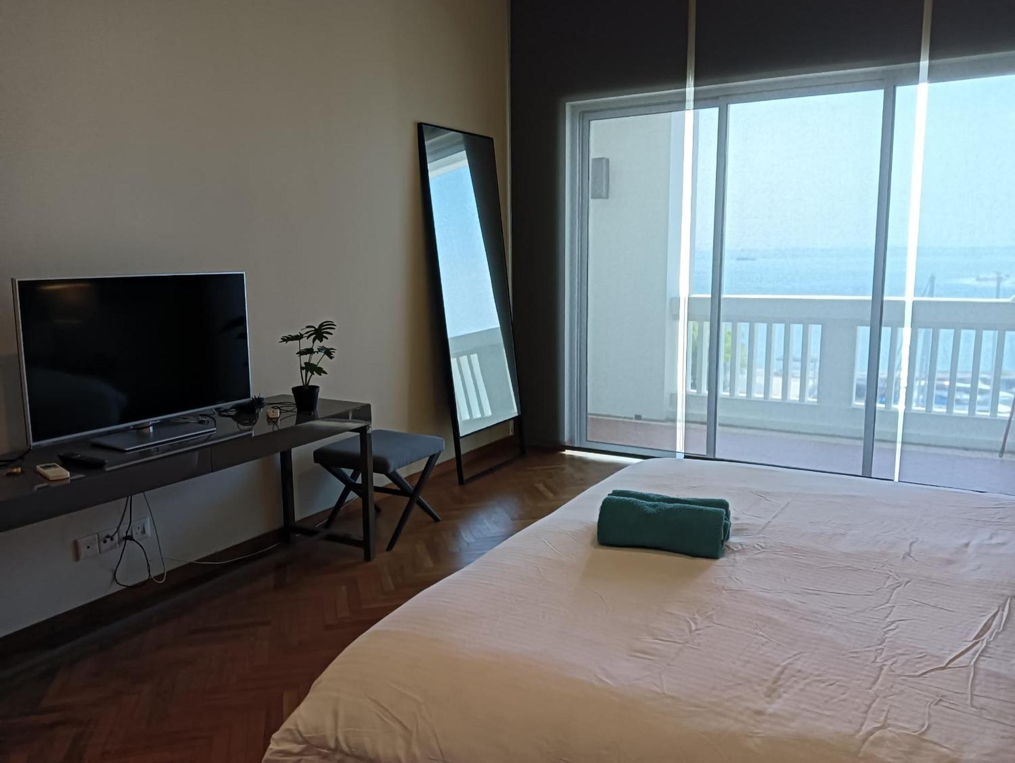 Straits Quay Marina Suites Penang By Aurorahomes Bagan Jermal Buitenkant foto