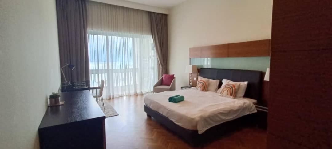 Straits Quay Marina Suites Penang By Aurorahomes Bagan Jermal Buitenkant foto
